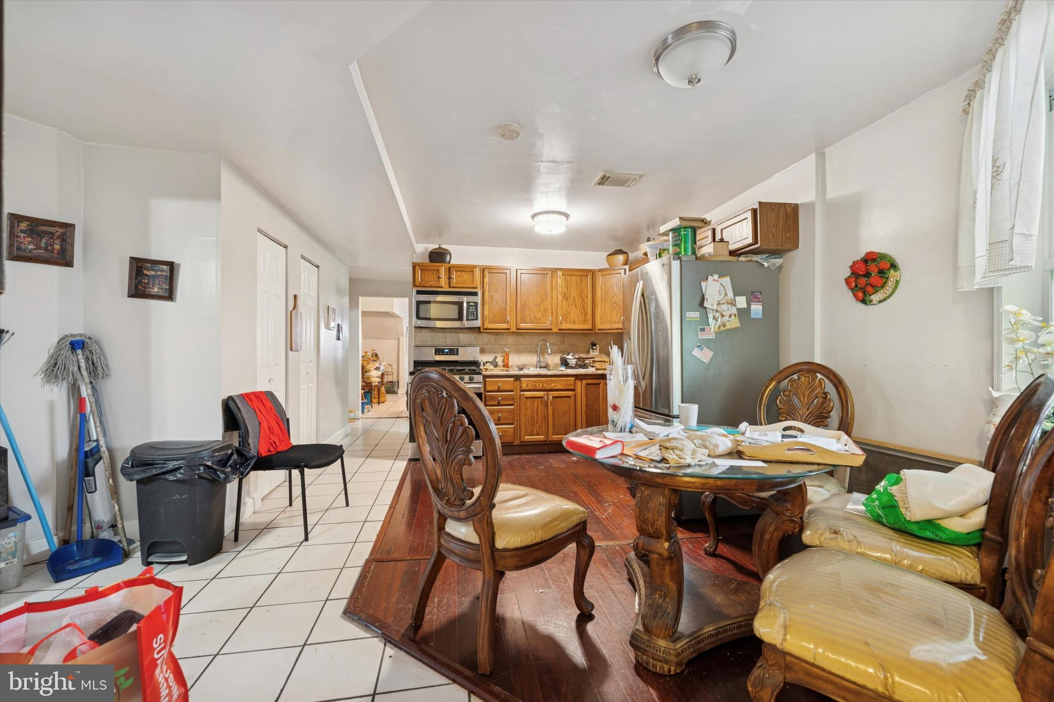 OLDE KENSINGTON - Residential