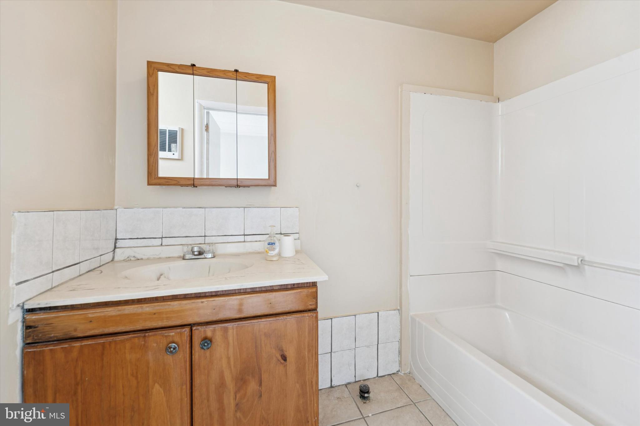 OLDE KENSINGTON - Residential