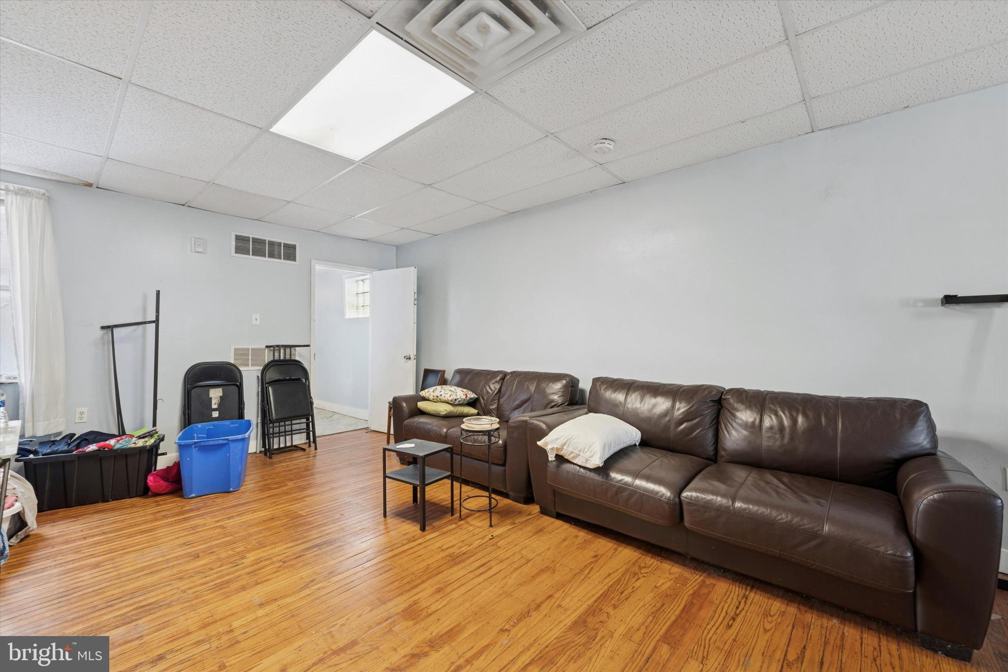 OLDE KENSINGTON - Residential