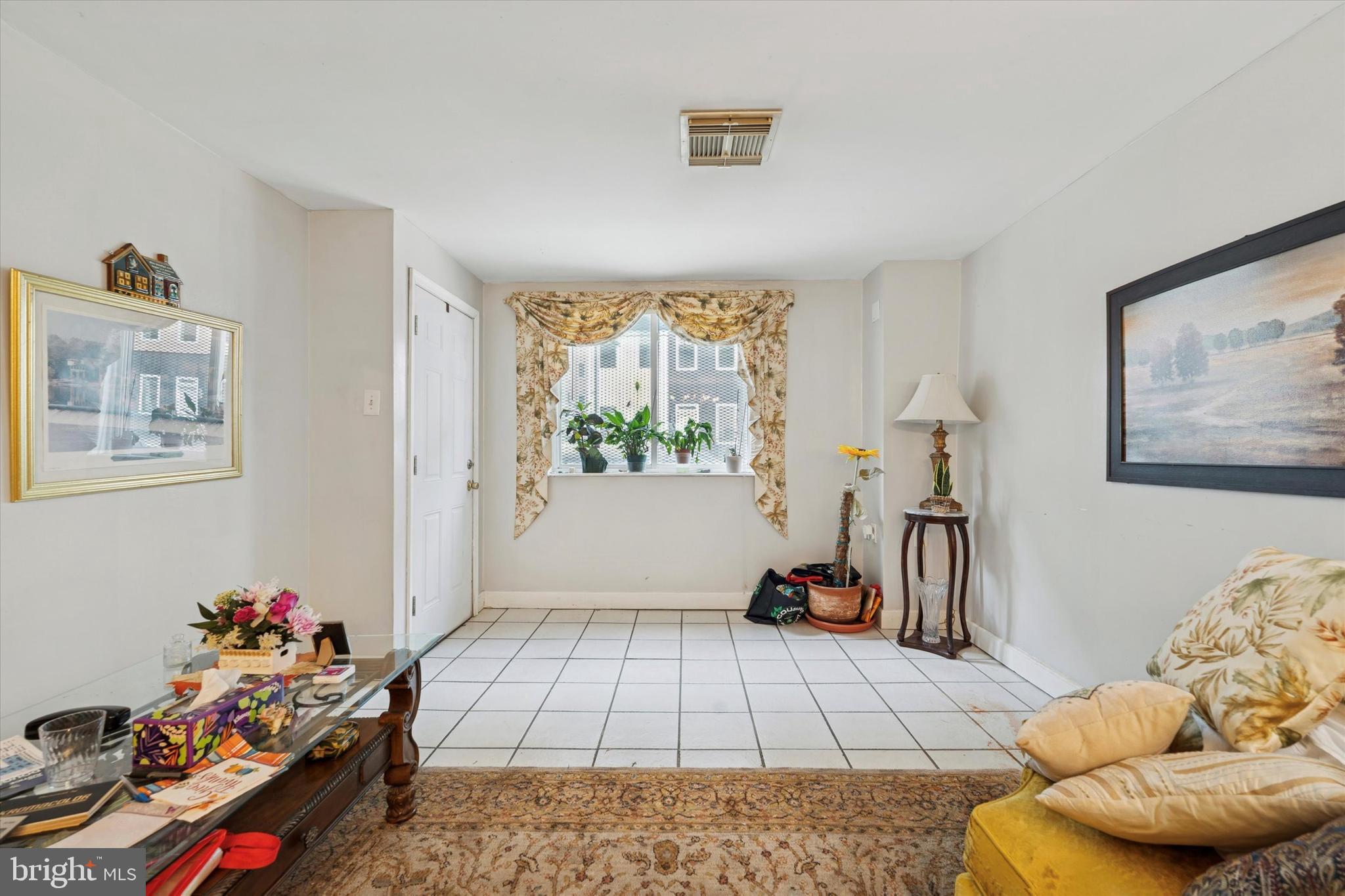 OLDE KENSINGTON - Residential