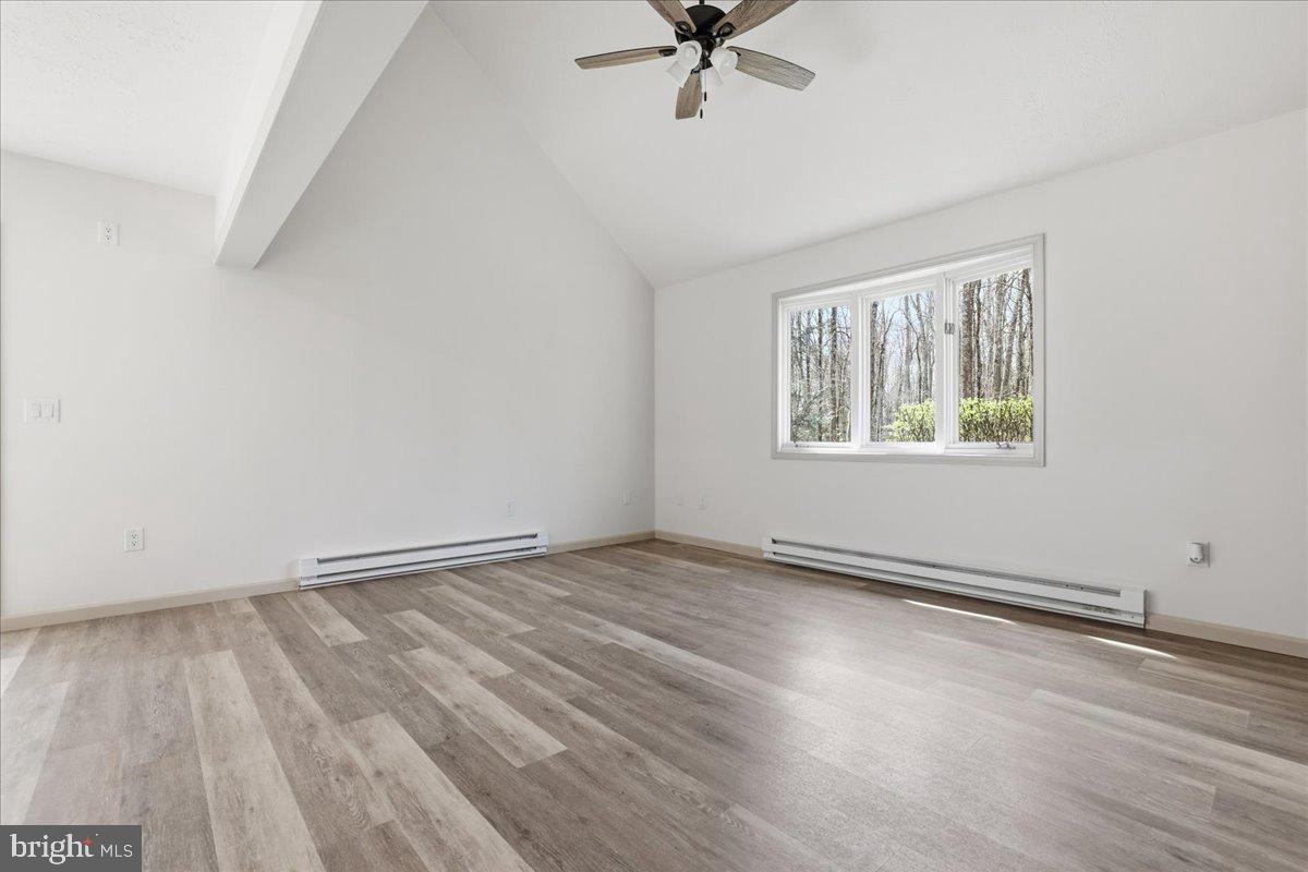 HOLIDAY POCONO - Residential