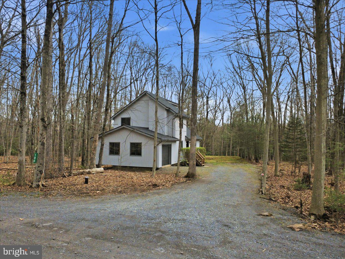 HOLIDAY POCONO - Residential