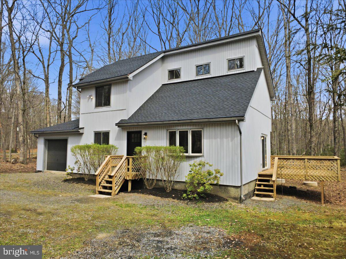 HOLIDAY POCONO - Residential