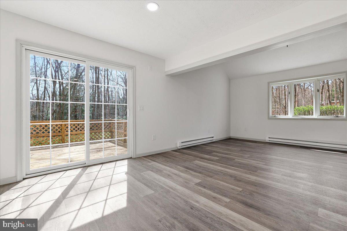 HOLIDAY POCONO - Residential
