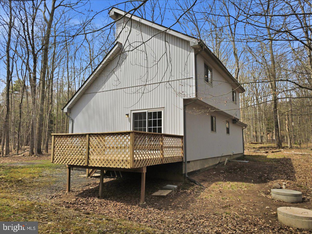 HOLIDAY POCONO - Residential