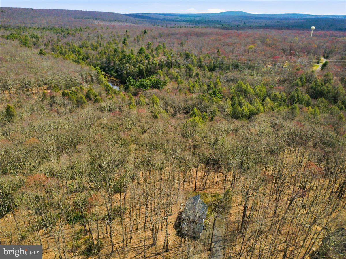 HOLIDAY POCONO - Residential