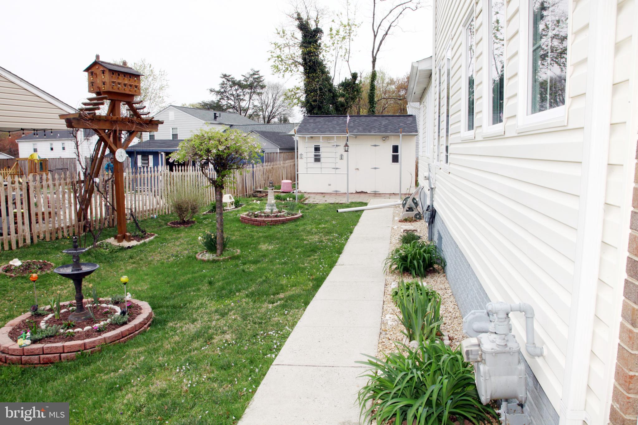 FAIRMONT - Residential