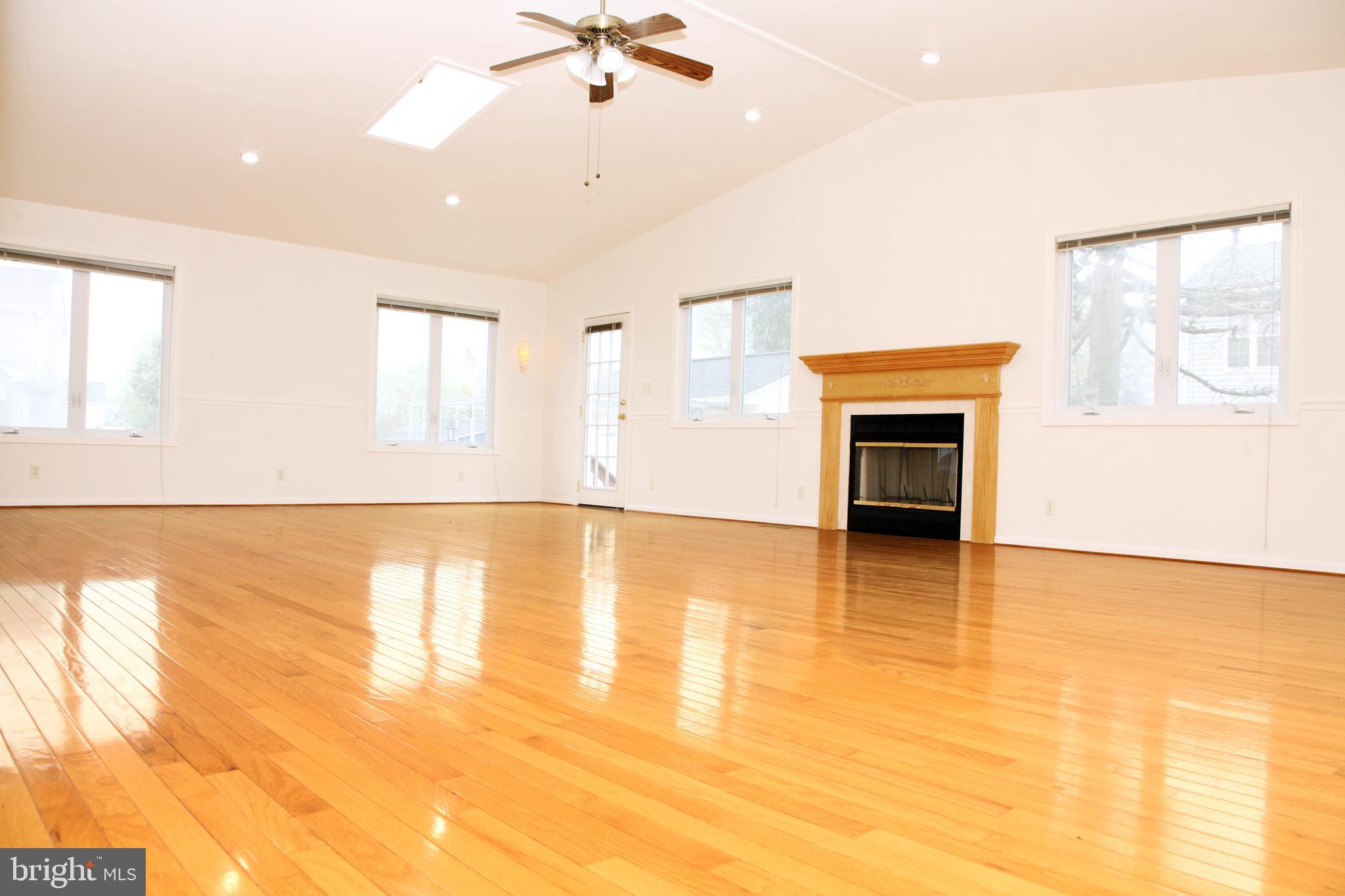 FAIRMONT - Residential