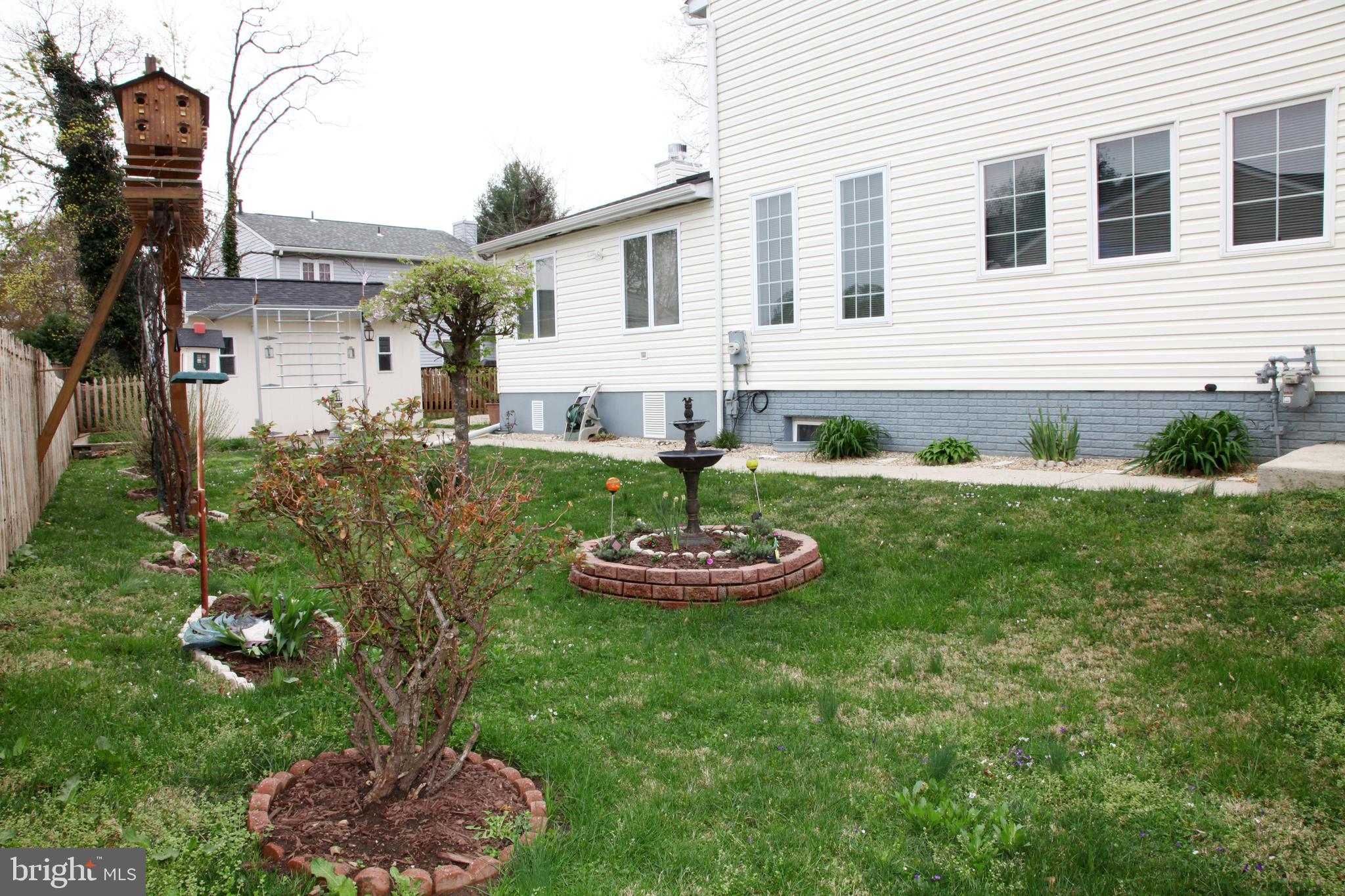 FAIRMONT - Residential