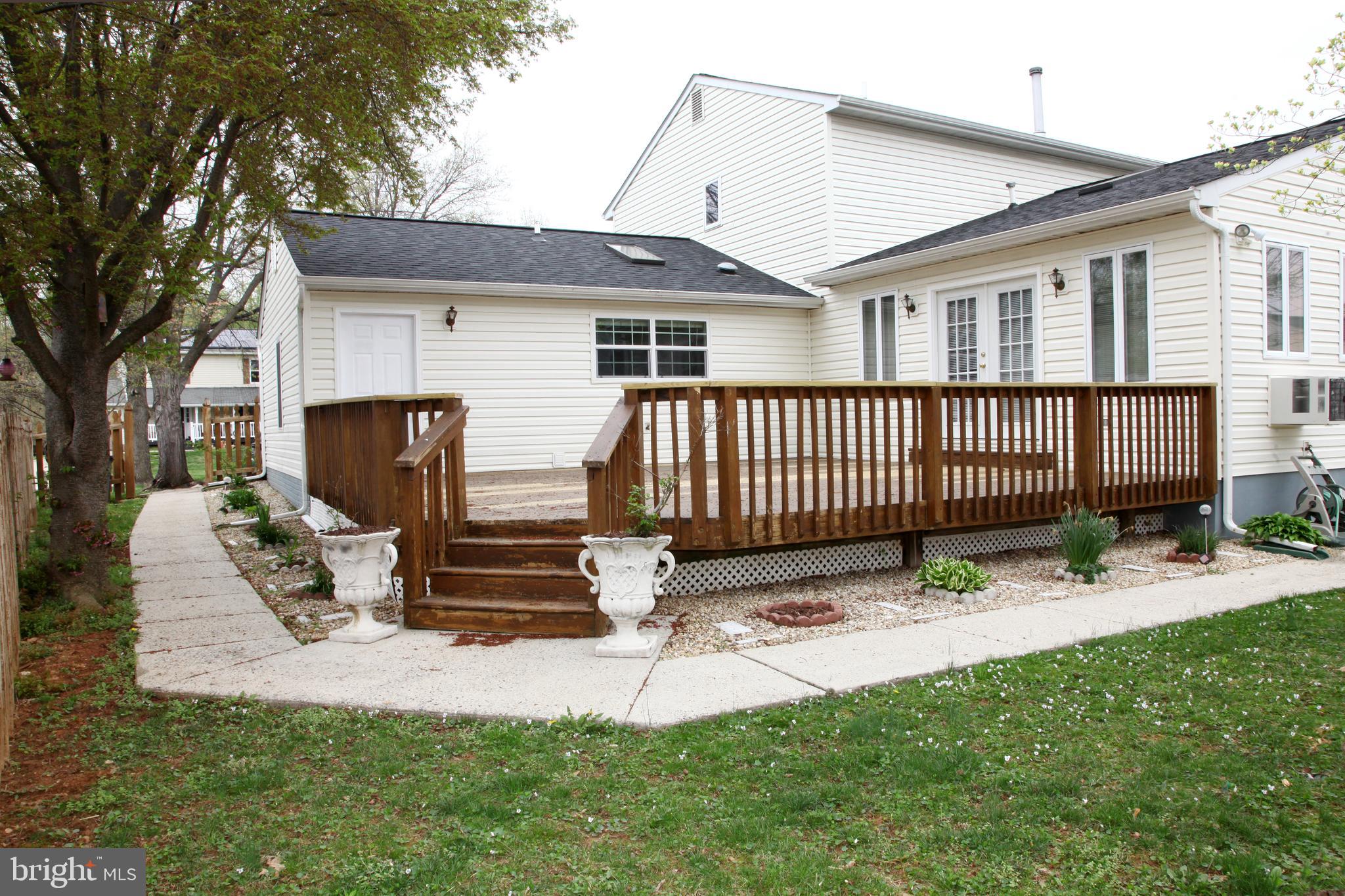 FAIRMONT - Residential