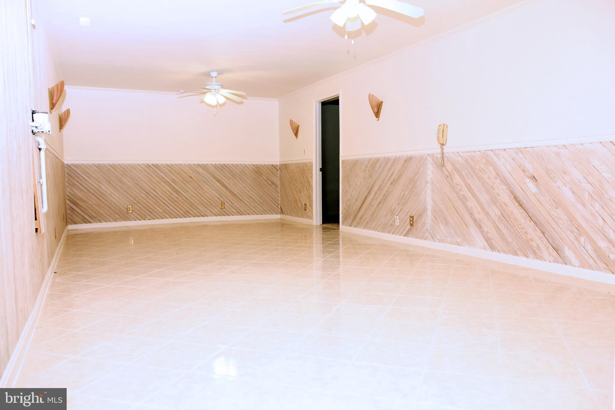 FAIRMONT - Residential