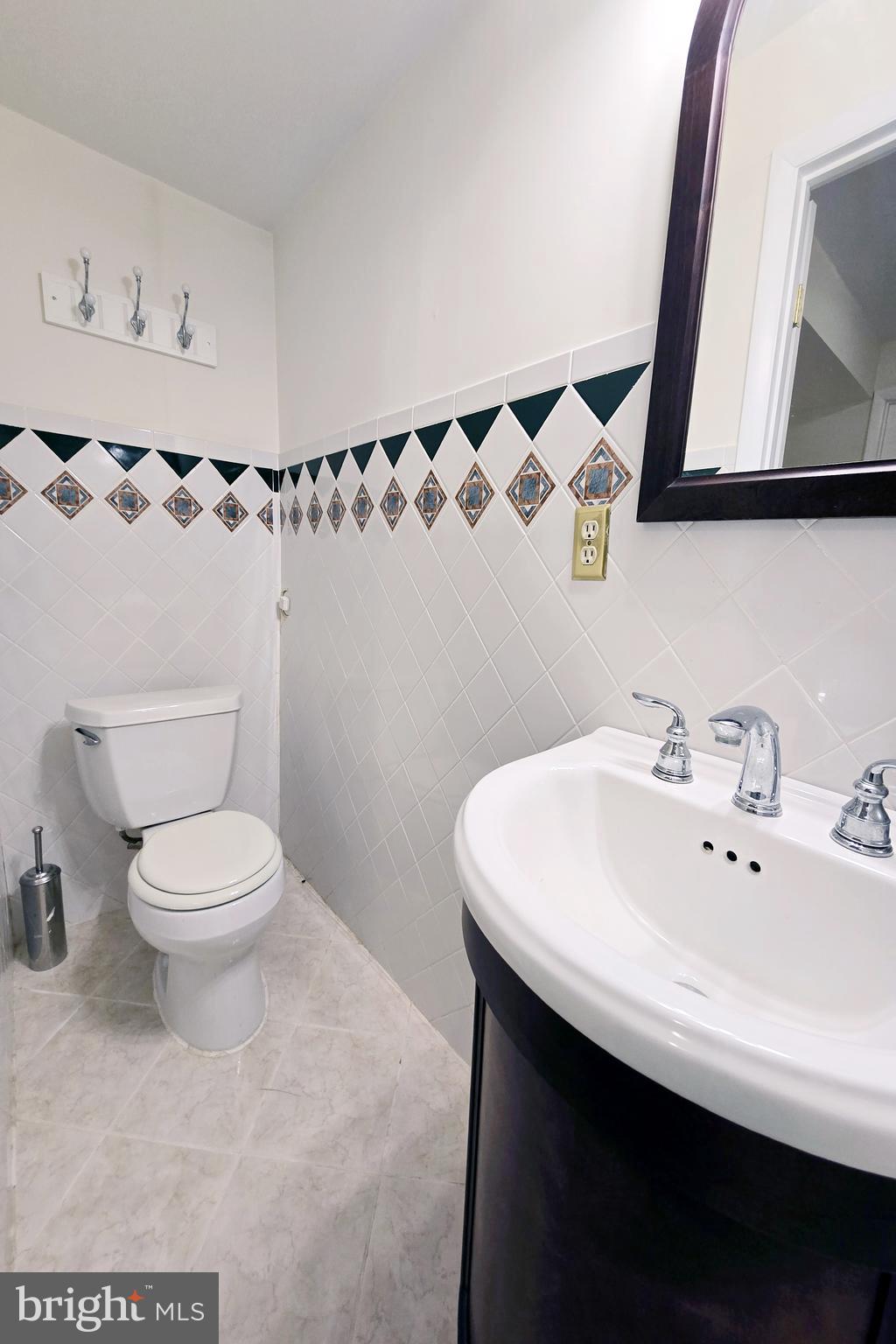 FAIRMONT - Residential