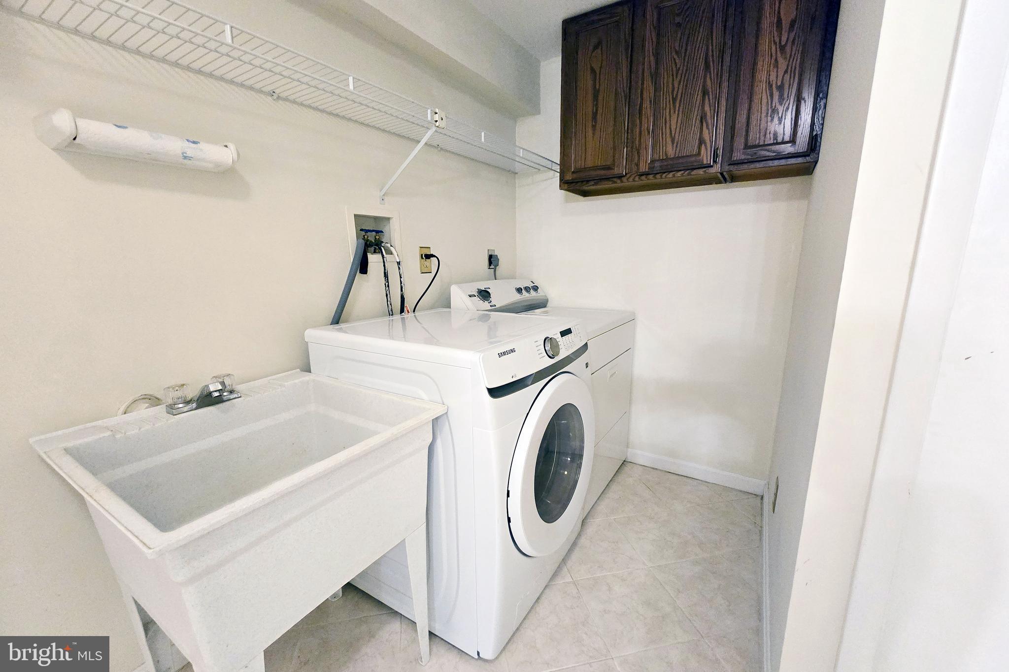 FAIRMONT - Residential