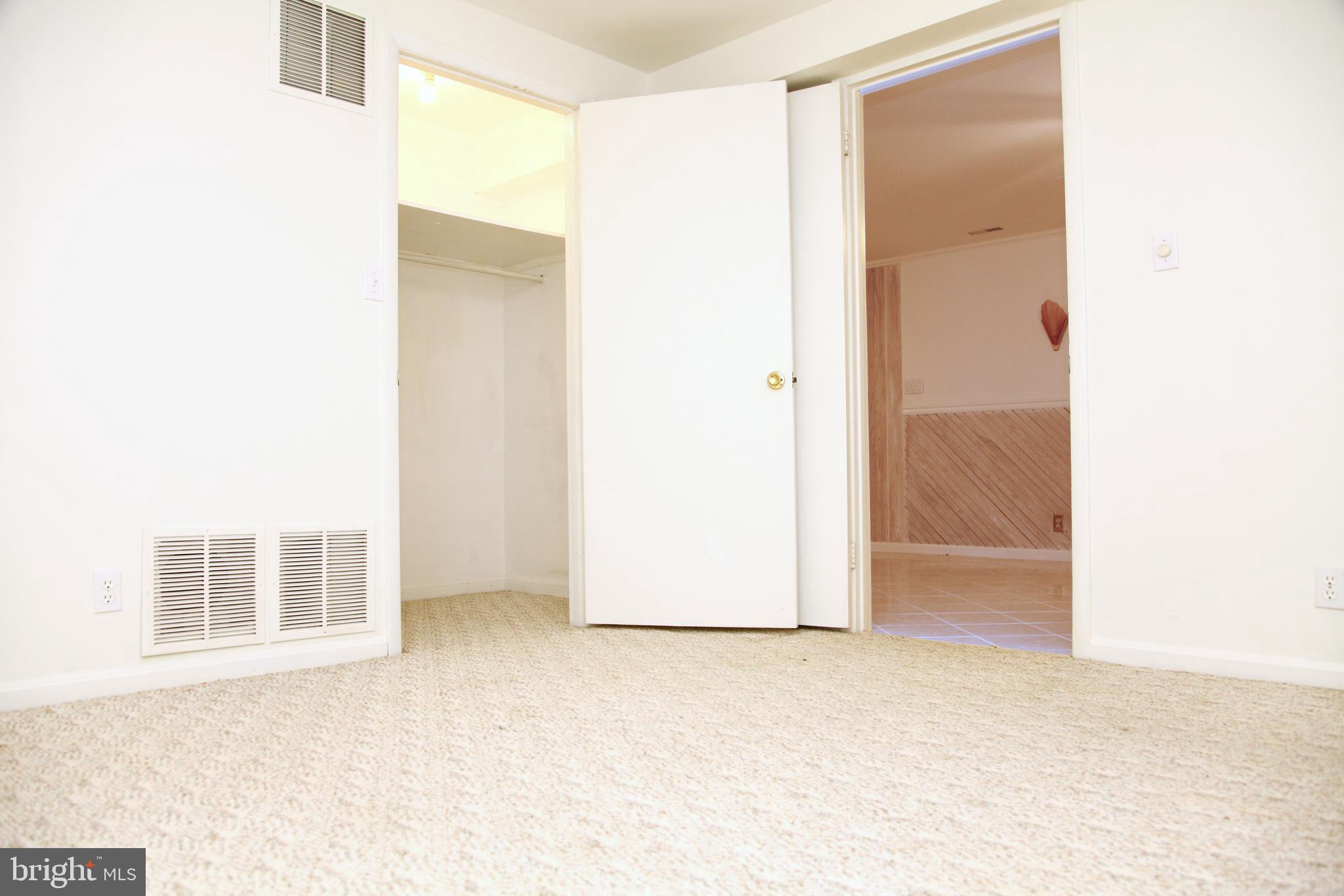 FAIRMONT - Residential