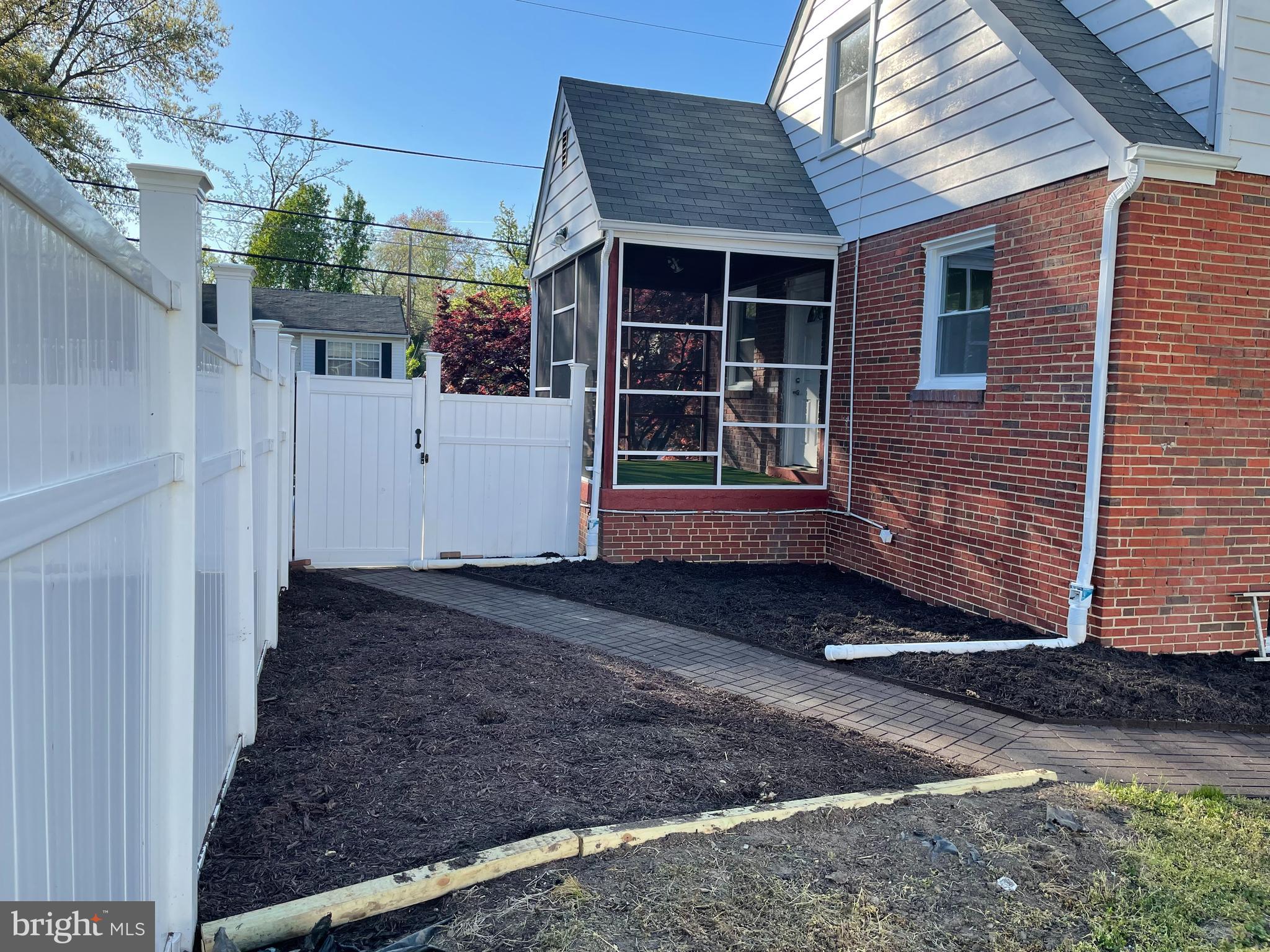 GR CAPITOL HEIGHTS - Residential