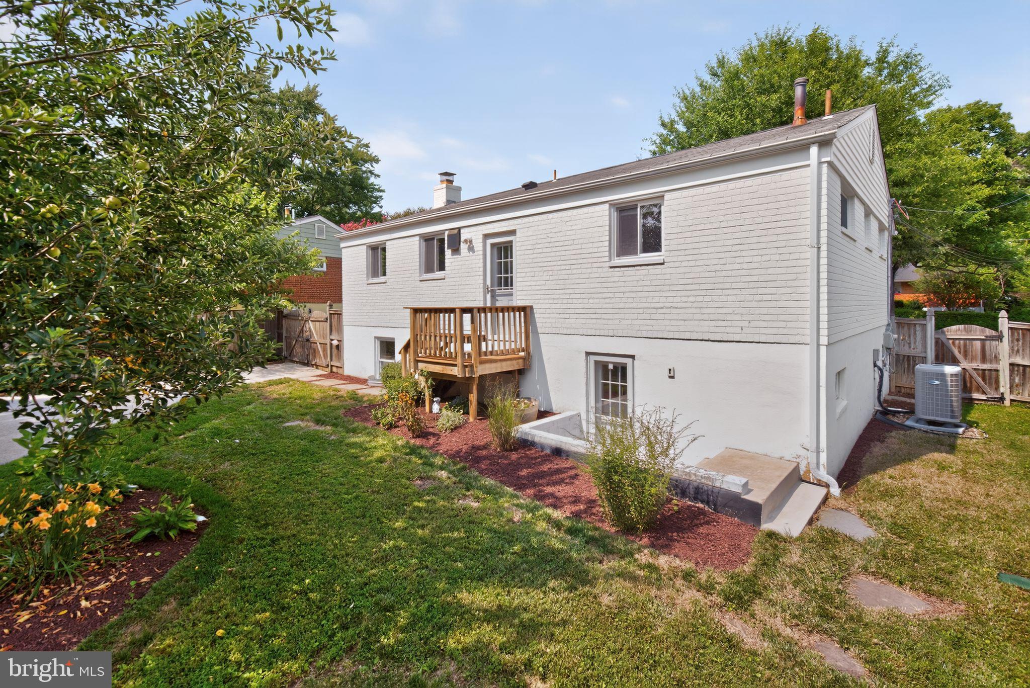 11302 SCHUYLKILL ROAD