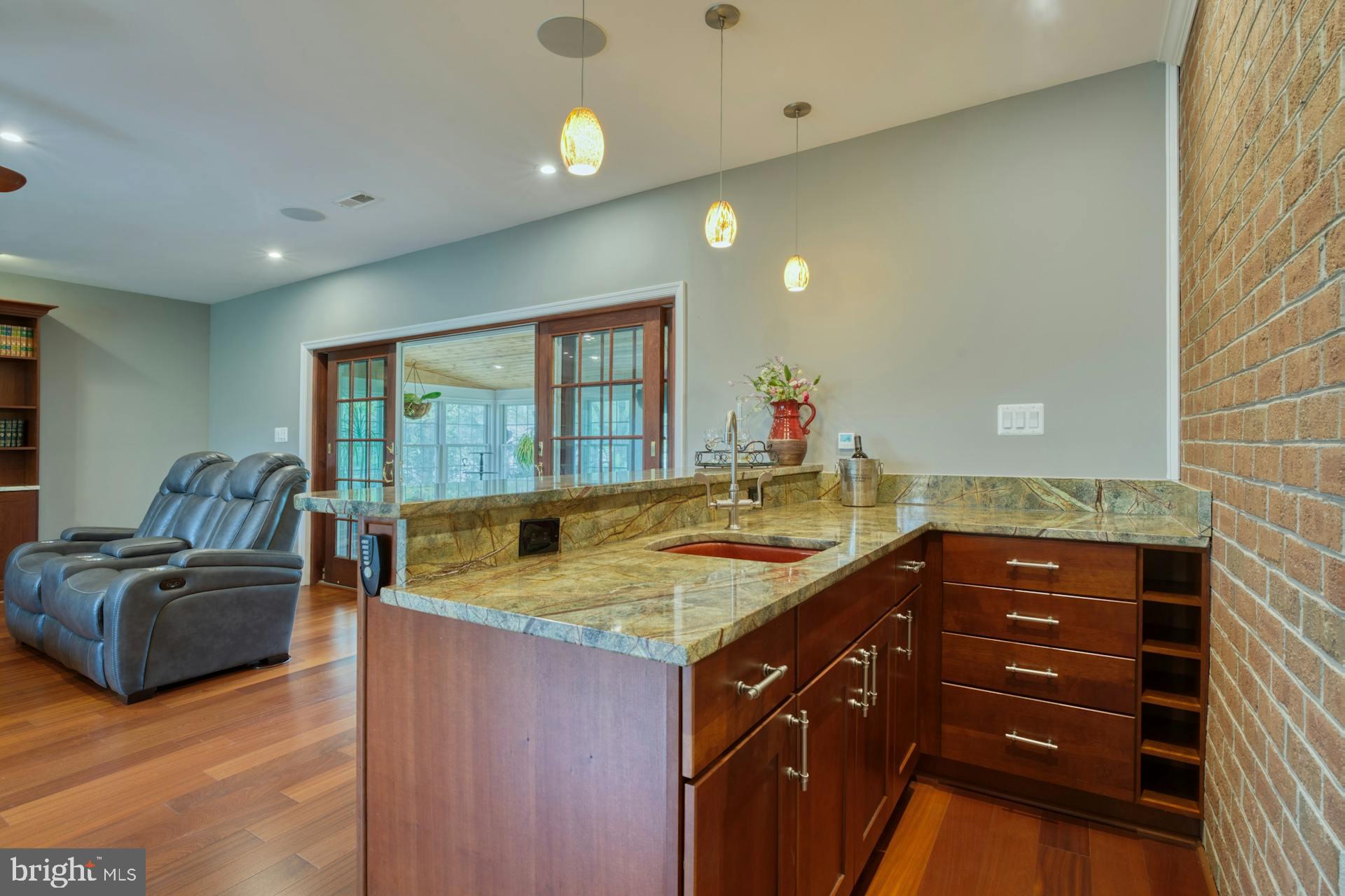 CLOVERLEAF FARM ESTATES - Residential