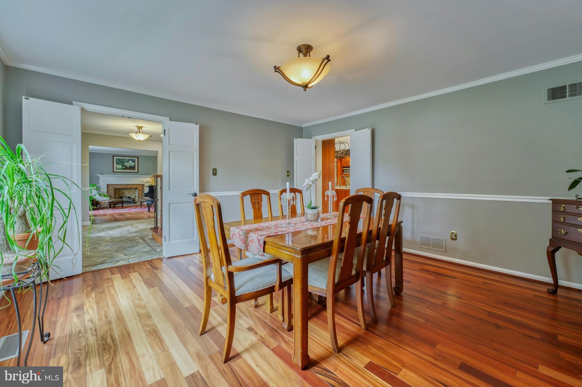 CLOVERLEAF FARM ESTATES - Residential