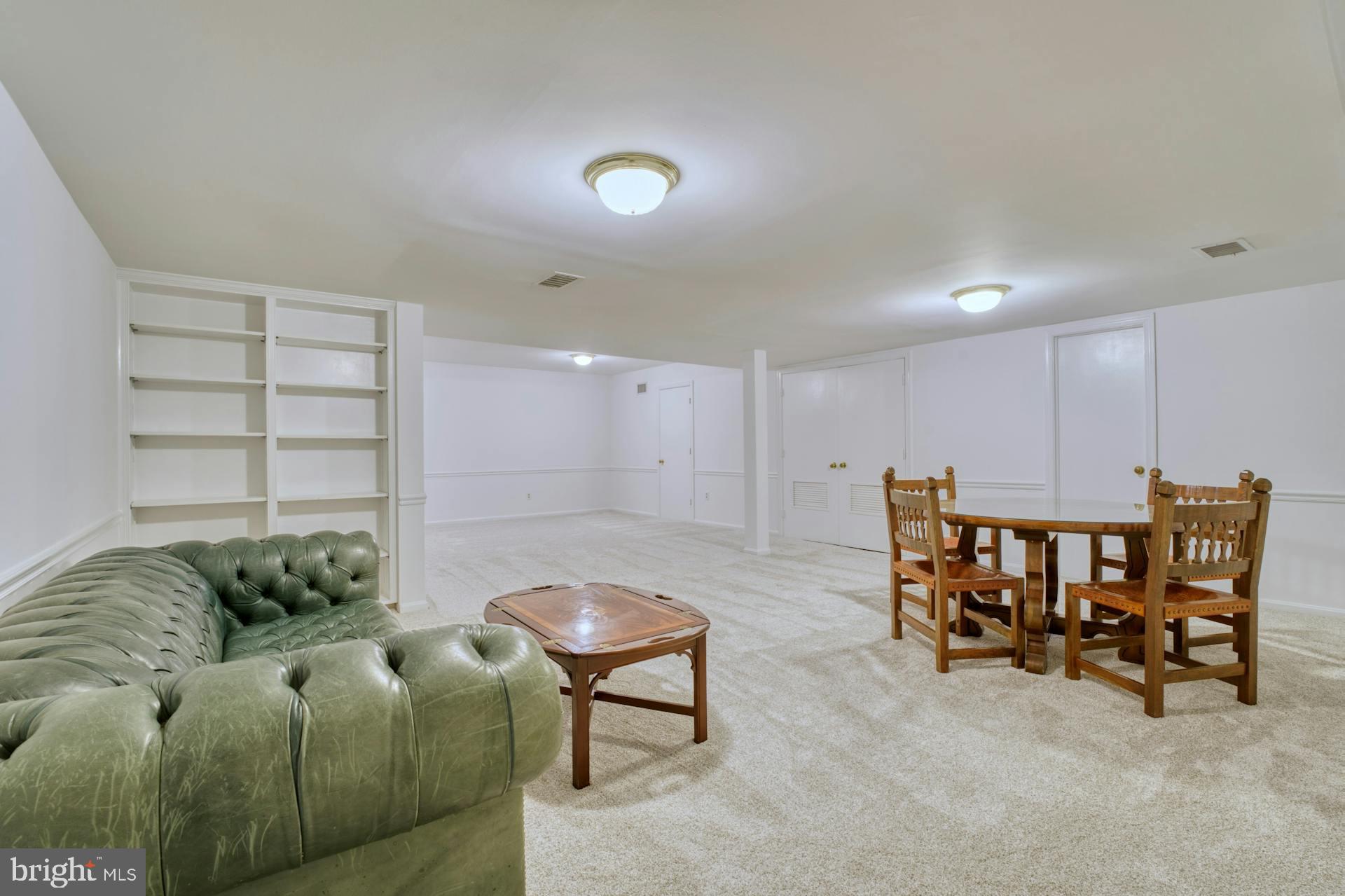 CLOVERLEAF FARM ESTATES - Residential