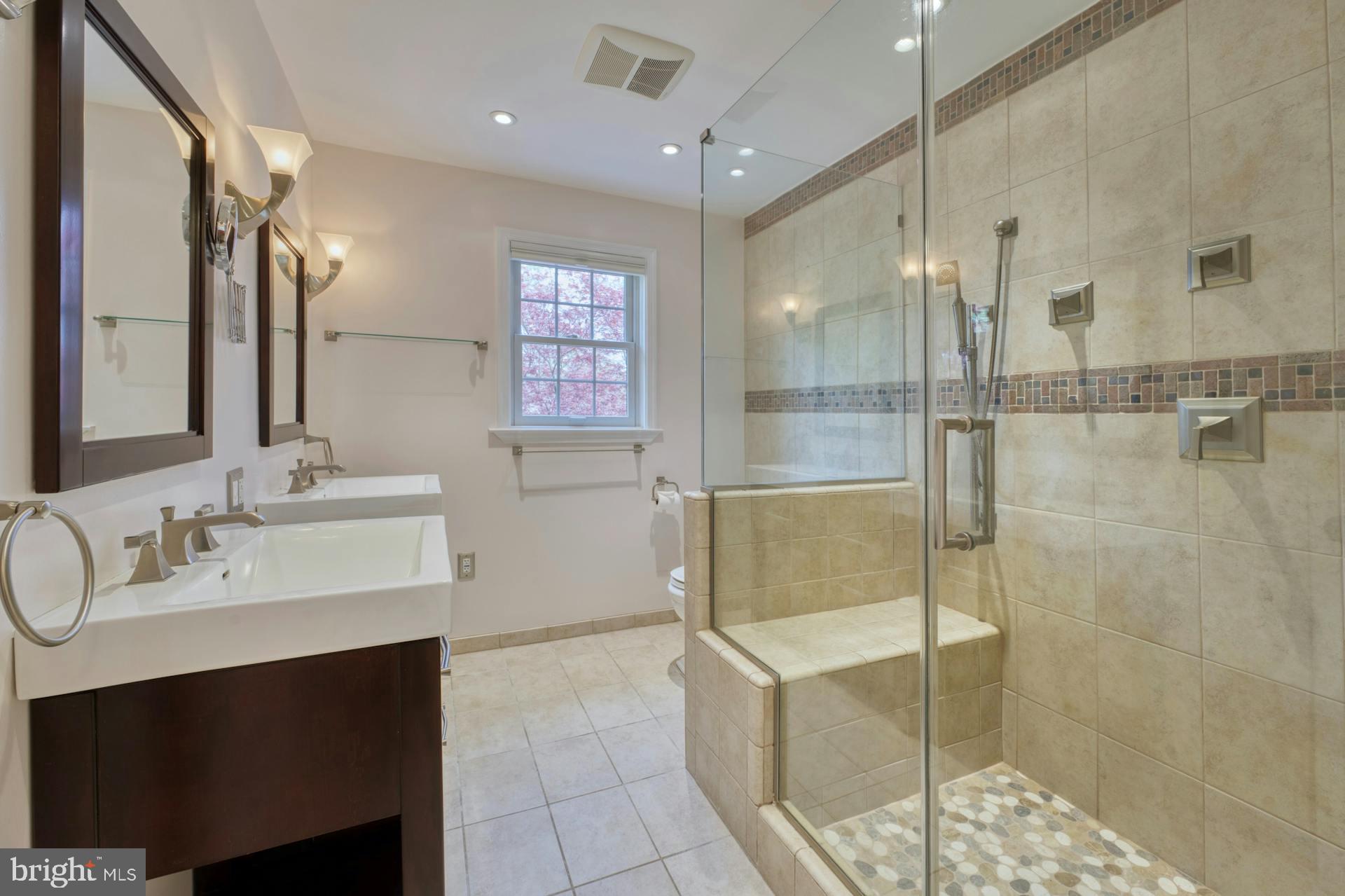 CLOVERLEAF FARM ESTATES - Residential