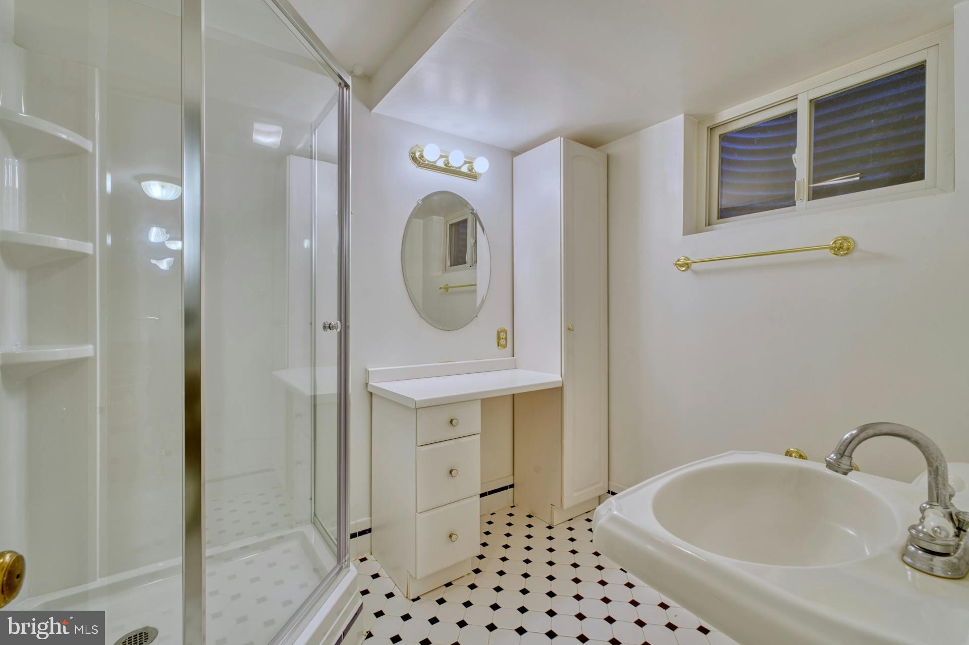 CLOVERLEAF FARM ESTATES - Residential