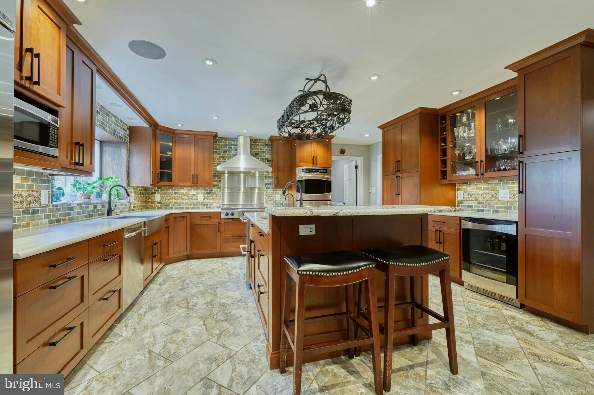 CLOVERLEAF FARM ESTATES - Residential