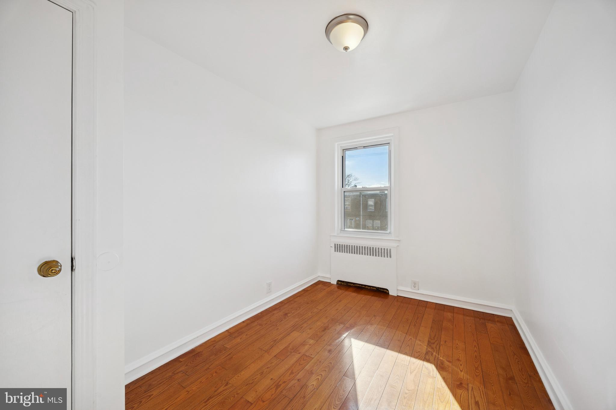 MAYFAIR (WEST) - Residential