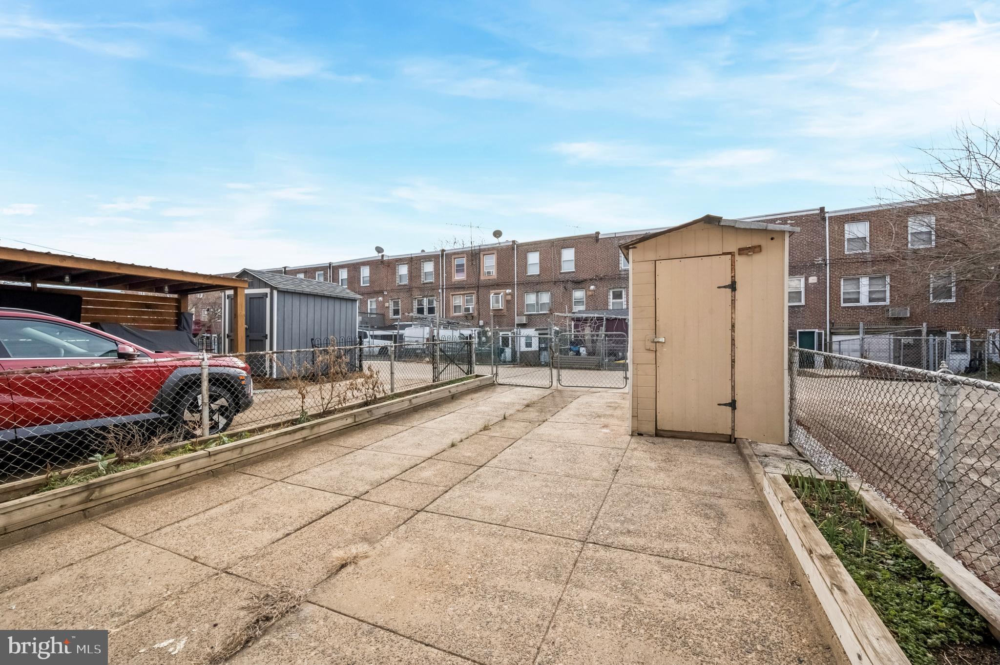 MAYFAIR (WEST) - Residential