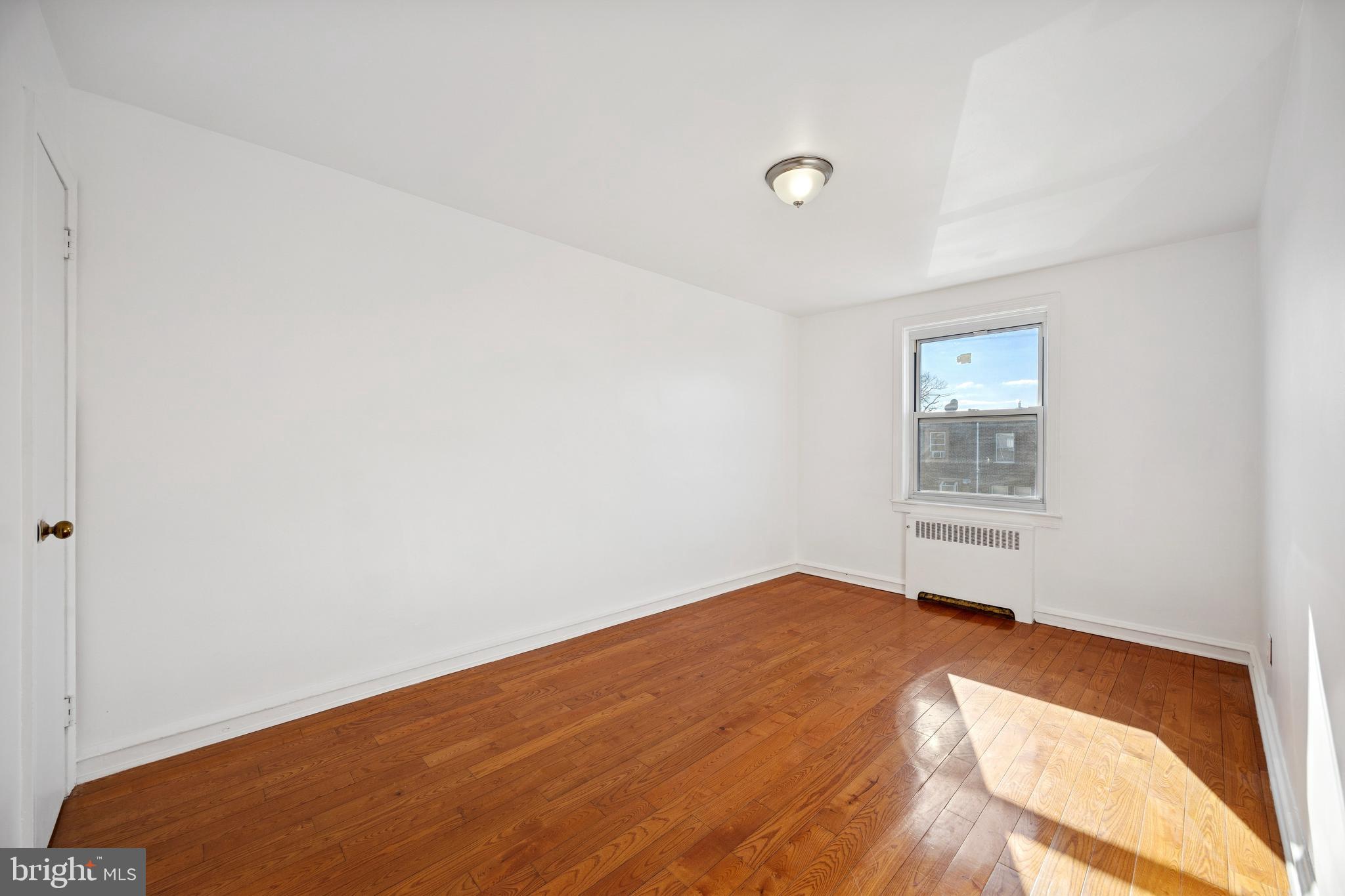 MAYFAIR (WEST) - Residential