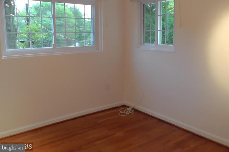 FERNWOOD - Residential Lease