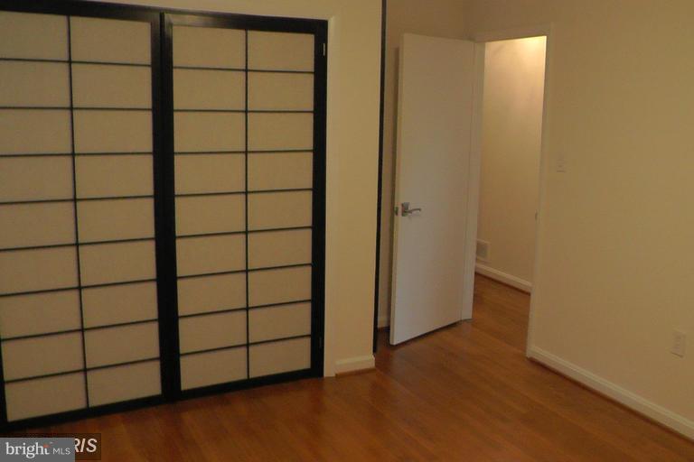 FERNWOOD - Residential Lease