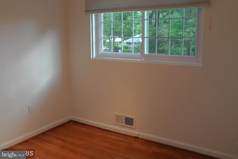 FERNWOOD - Residential Lease