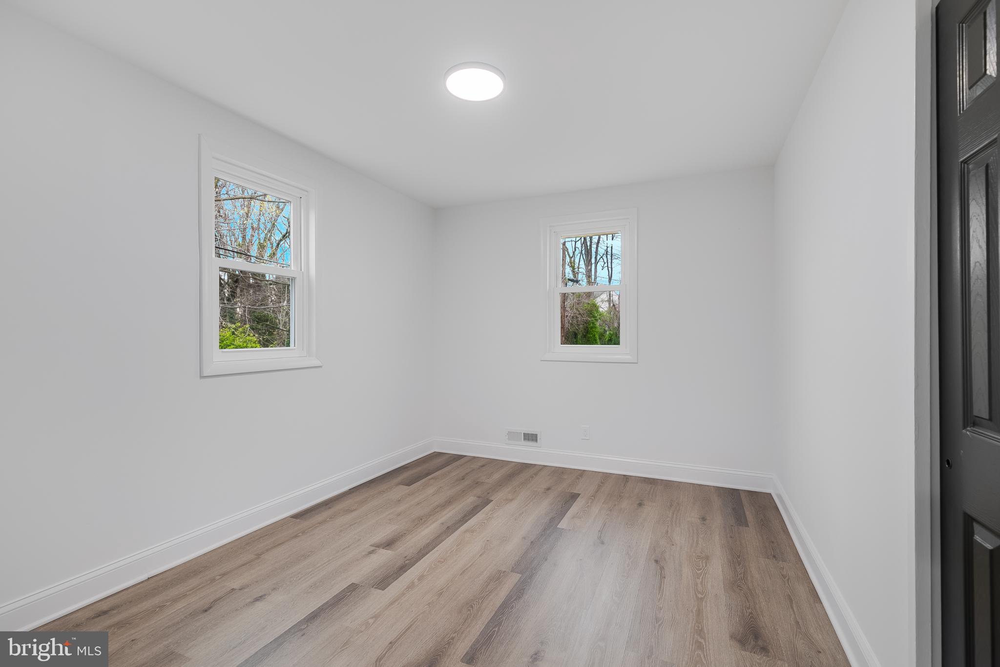 MUNROE GARDENS - Residential