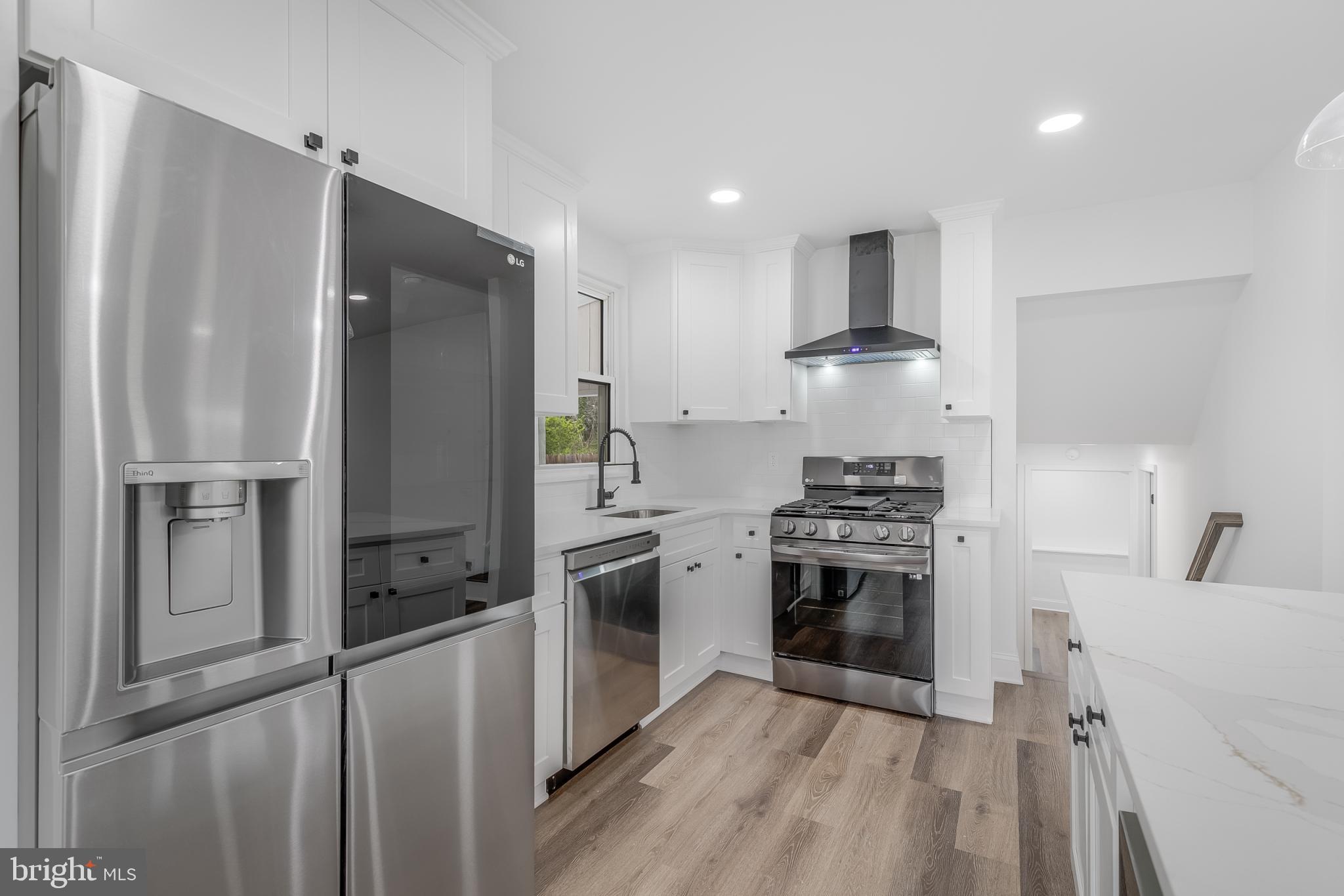 MUNROE GARDENS - Residential