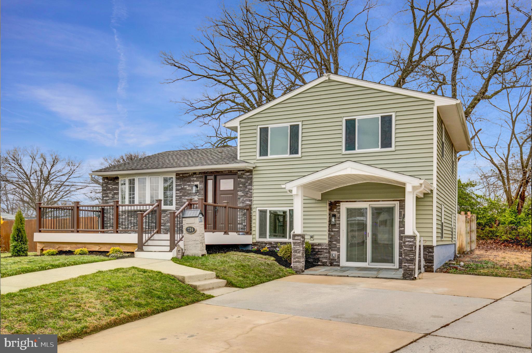 MUNROE GARDENS - Residential