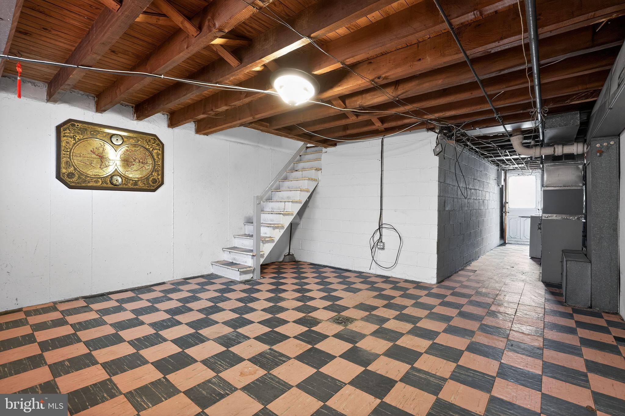 MAYFAIR (WEST) - Residential