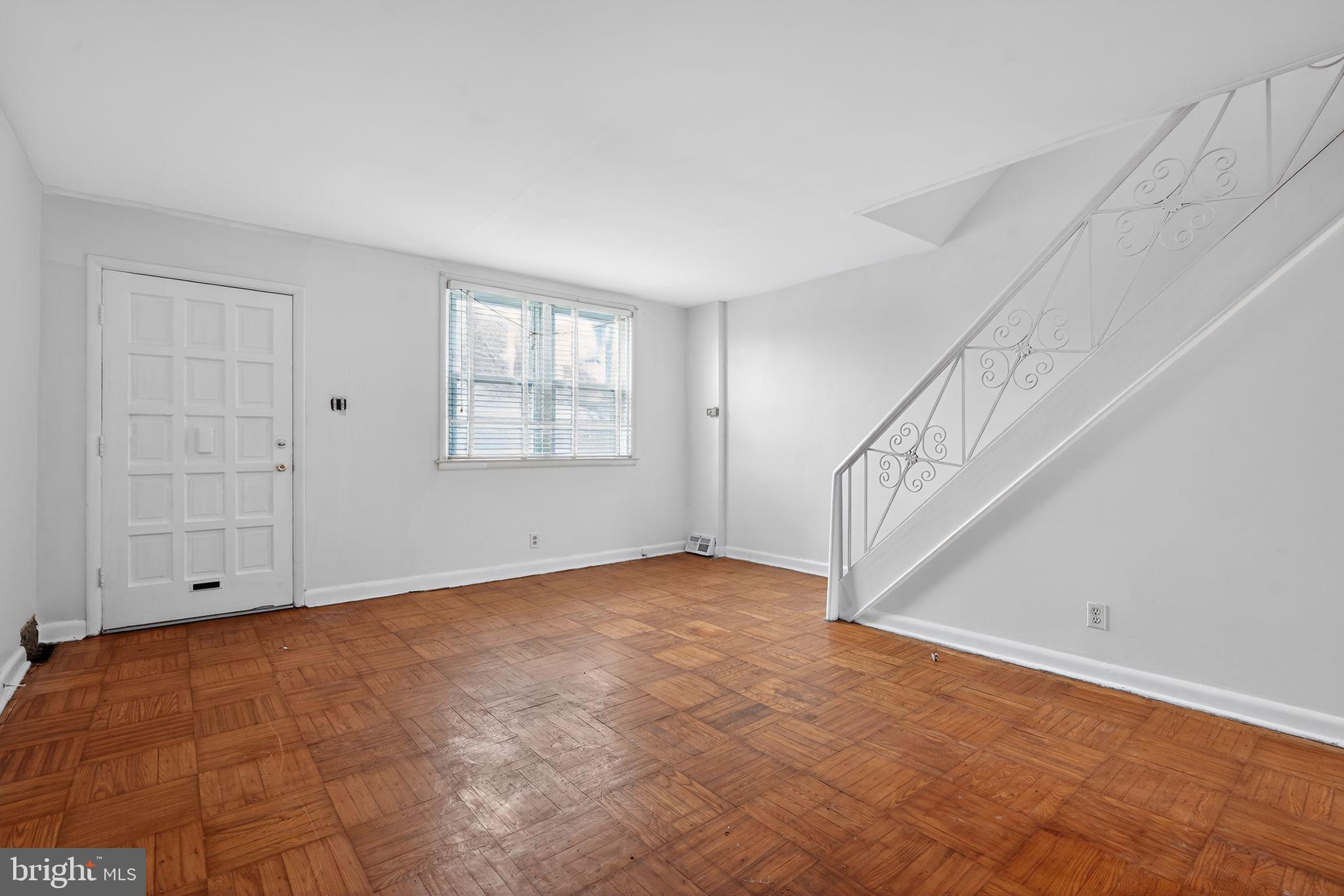 MAYFAIR (WEST) - Residential