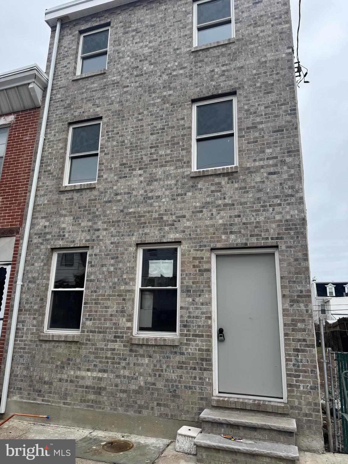 BRIDESBURG - Residential