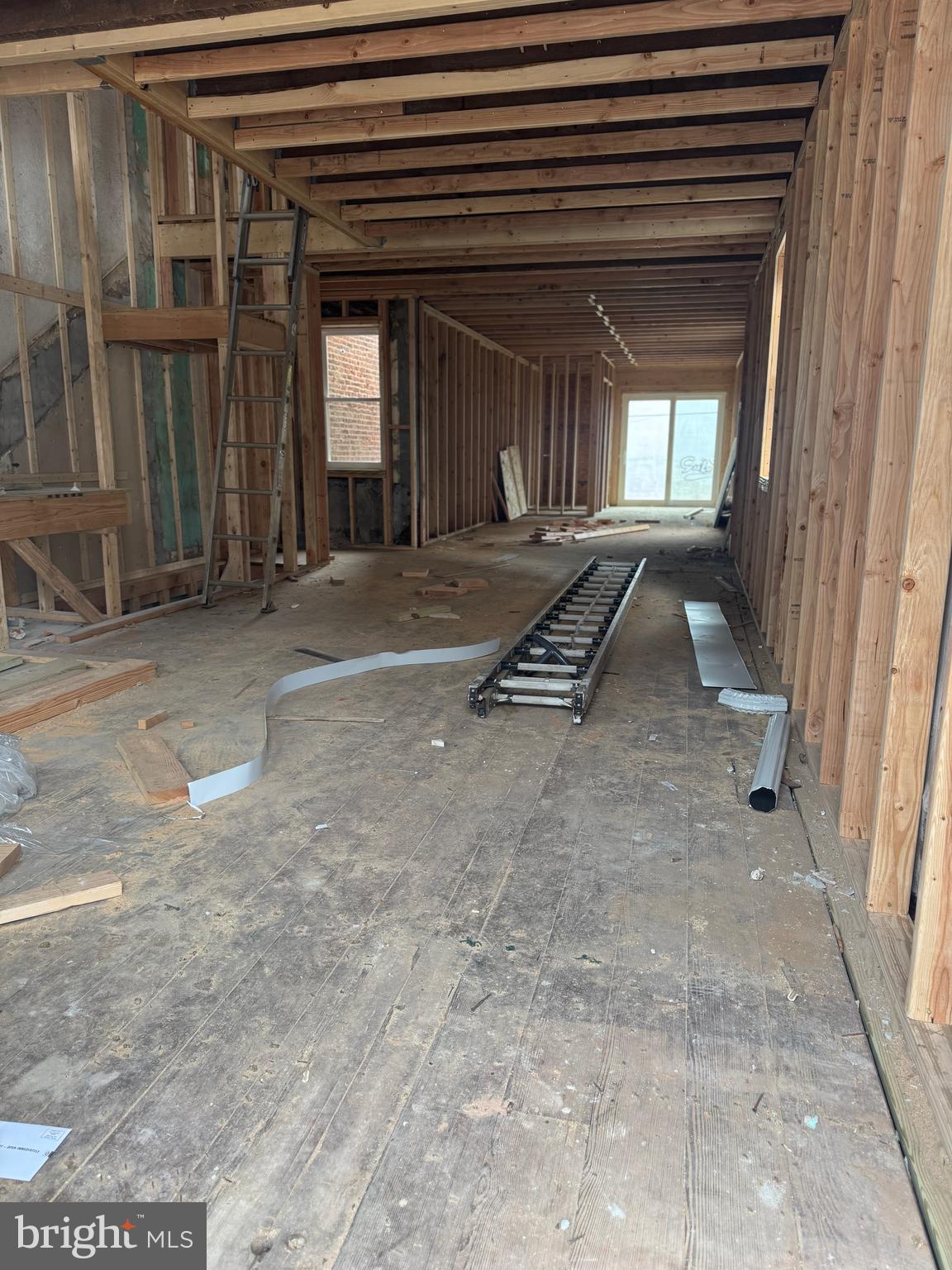 BRIDESBURG - Residential