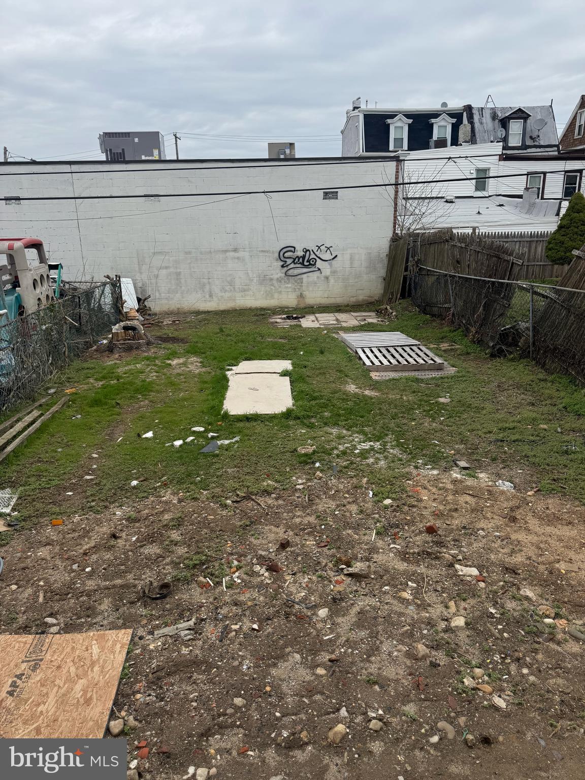 BRIDESBURG - Residential