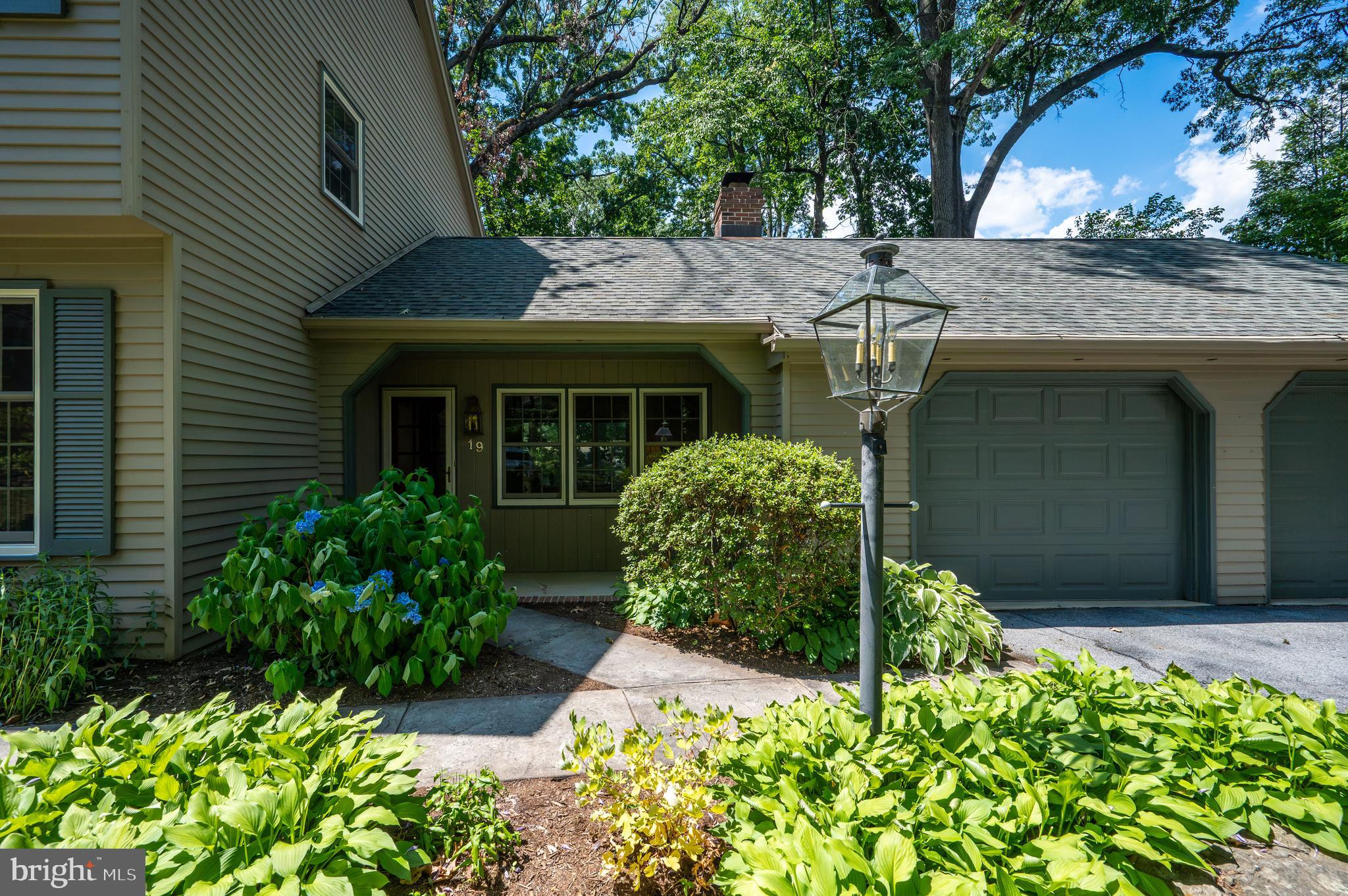 19 BIRCHWOOD ROAD