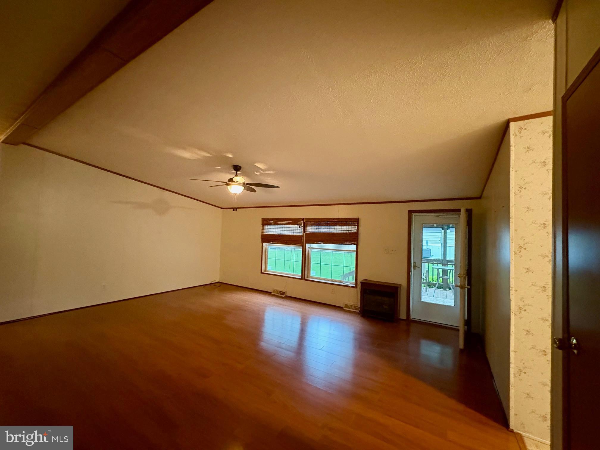 220 SHIPPENSBURG MOBILE ESTATE