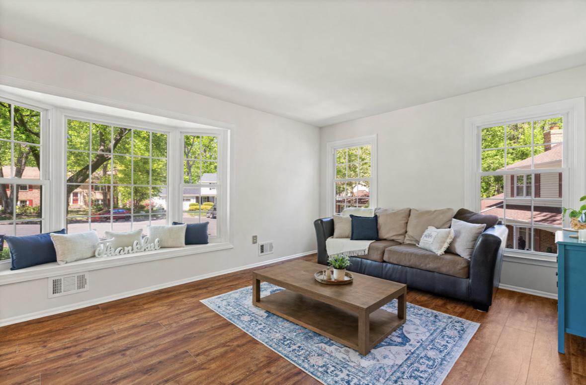 LAKE RIDGE - Residential