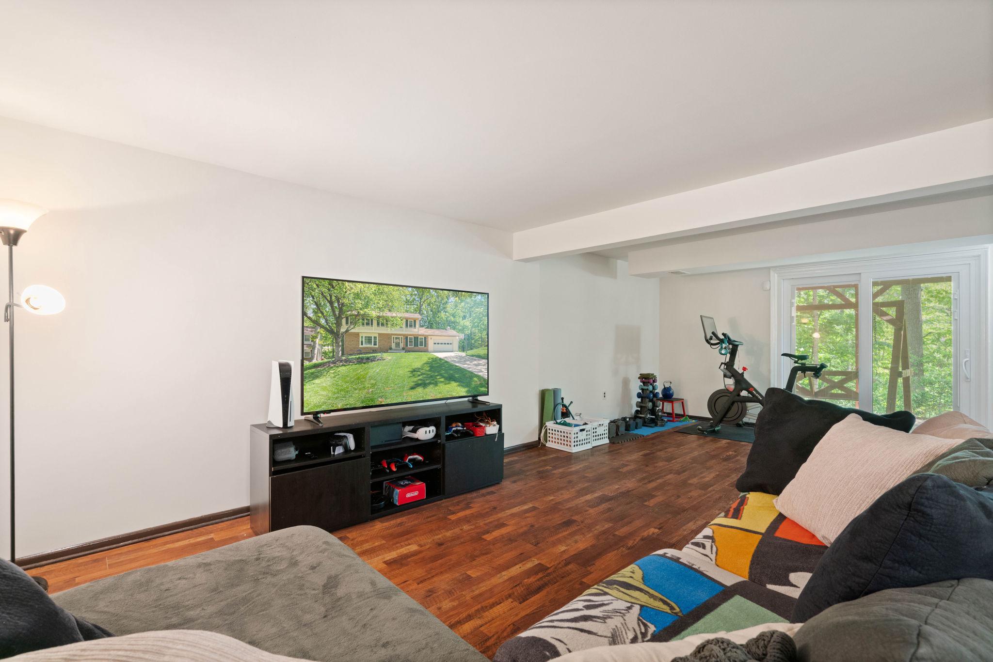 LAKE RIDGE - Residential