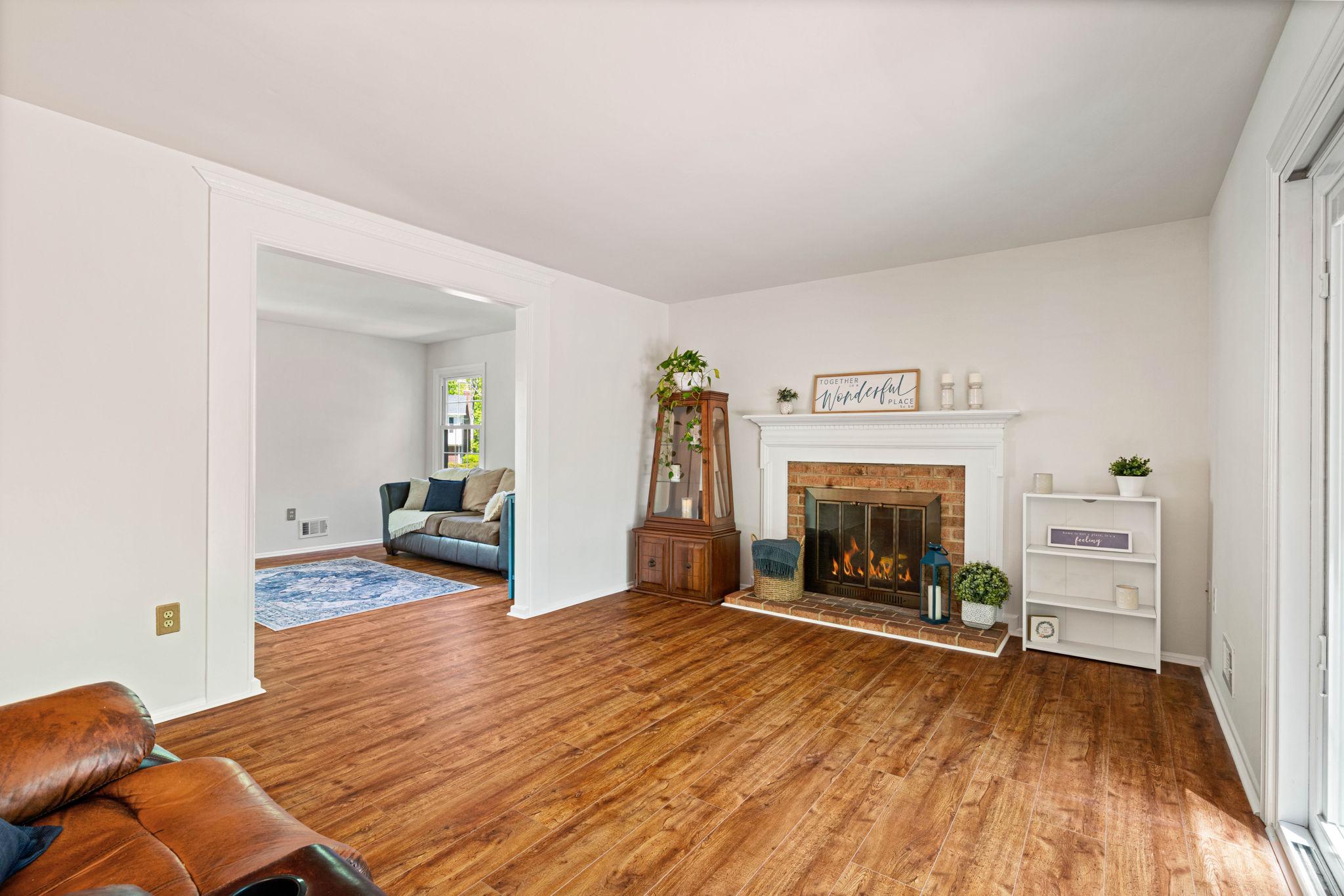 LAKE RIDGE - Residential