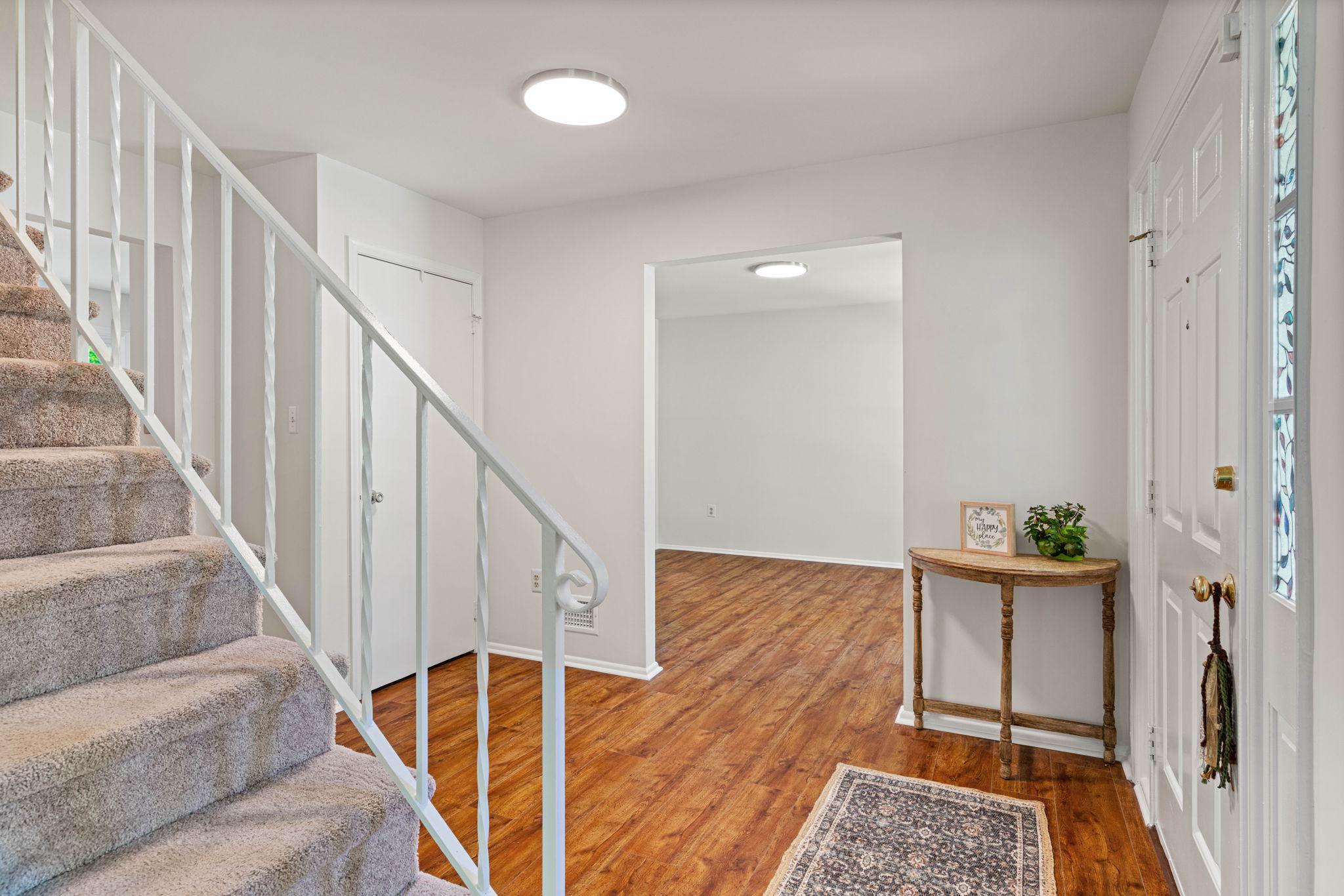 LAKE RIDGE - Residential