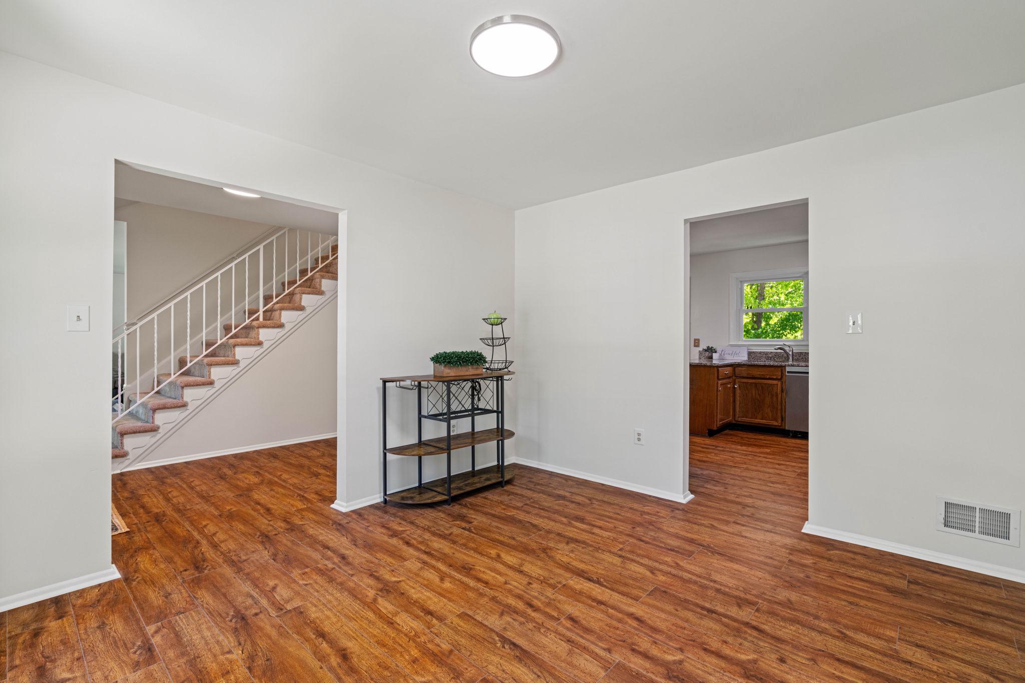 LAKE RIDGE - Residential