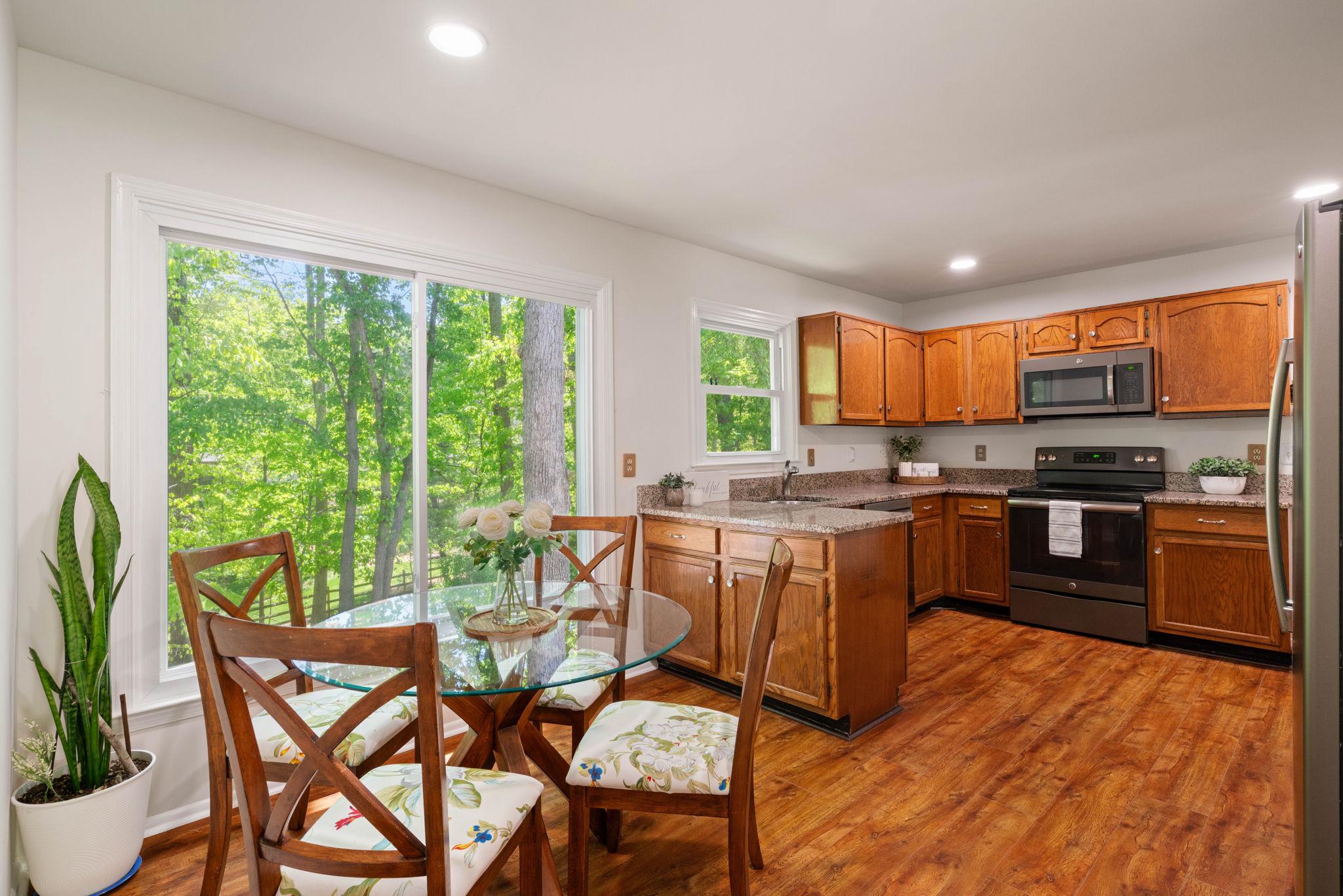 LAKE RIDGE - Residential