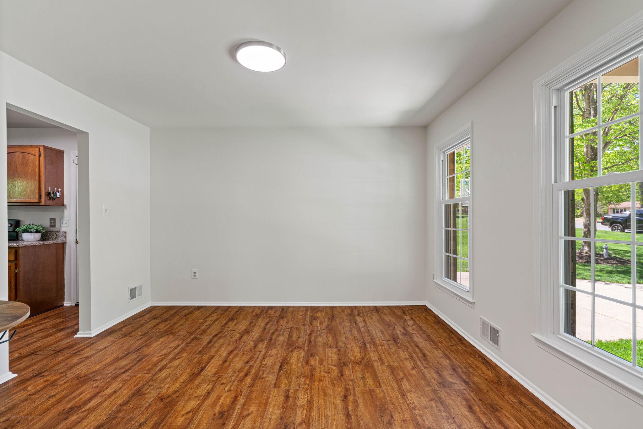 LAKE RIDGE - Residential