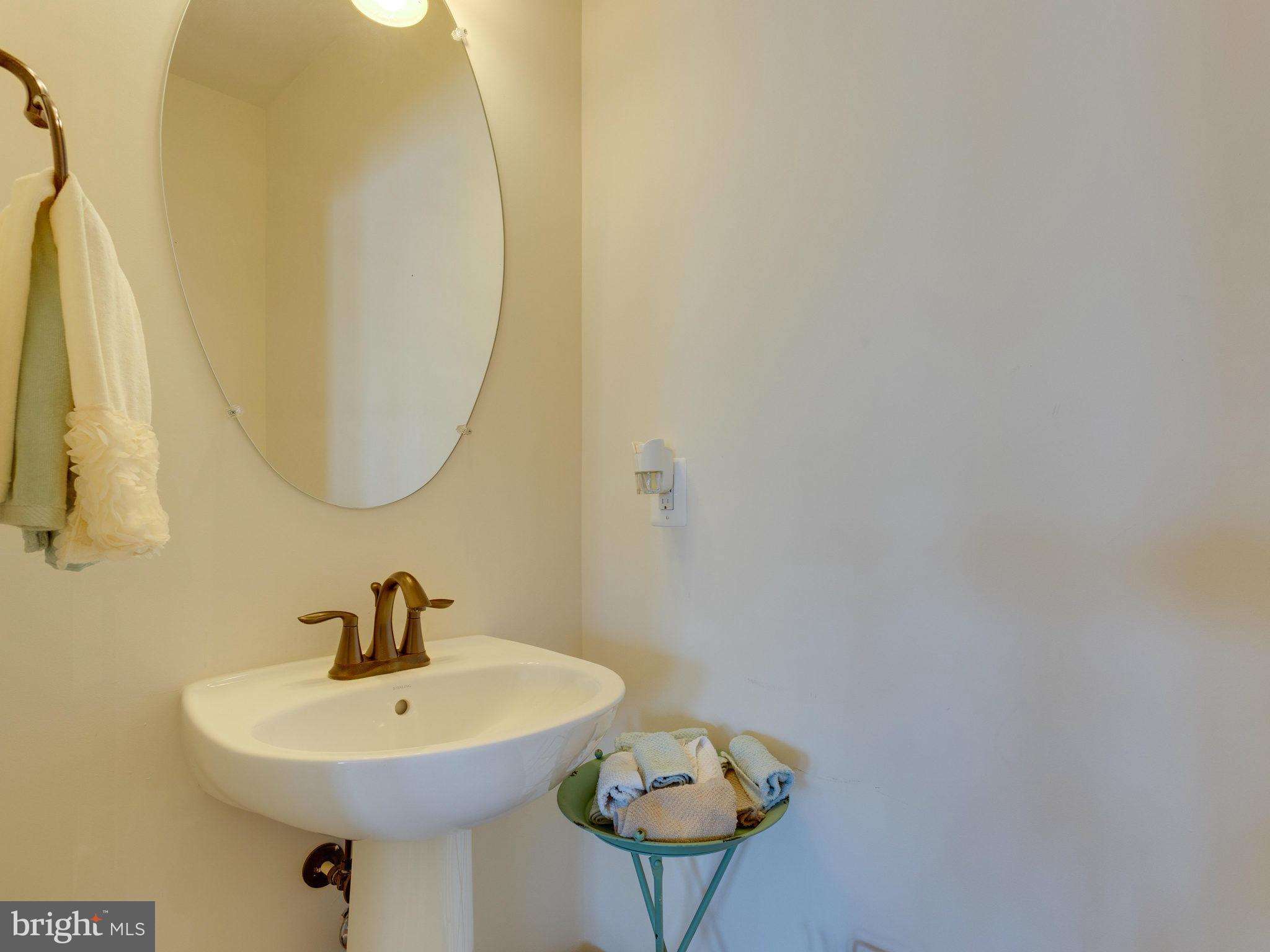 POTOMAC CLUB - Residential Lease